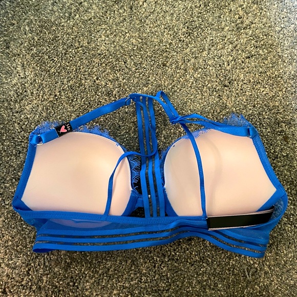 Blue Victoria’s Secret 34B bra - Picture 2 of 2